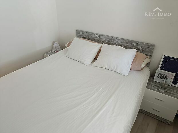TRÈS BEL APPARTEMENT RÉNOVÉ AUX JARDINS 1 DE ROSAS