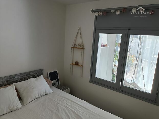 TRÈS BEL APPARTEMENT RÉNOVÉ AUX JARDINS 1 DE ROSAS