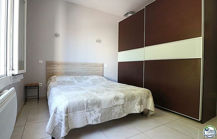 Acogedor apartamento completamente reformado en Mas Oliva, Roses