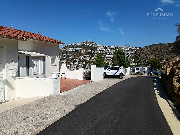 MAGNIFIQUE VILLA AVEC VUE MER EXCEPTIONNELLE ENTRE  CANYELLES/ ALMADRAVA DE ROSES