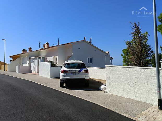 MAGNIFIQUE VILLA AVEC VUE MER EXCEPTIONNELLE ENTRE  CANYELLES/ ALMADRAVA DE ROSES