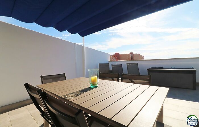 Magnifique appartement de haut standing avec vue sur la mer à Santa Margarita, Roses