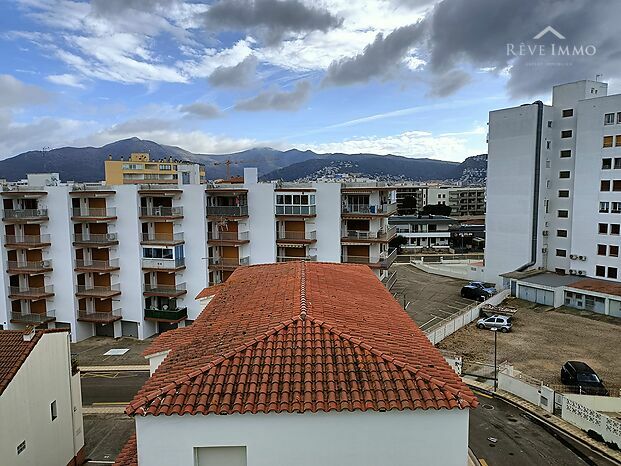 APPARTEMENTS NEUFS A ETRENNER A 300 MÈTRES DE LA PLAGE DE SANTA MARGARITA ROSAS