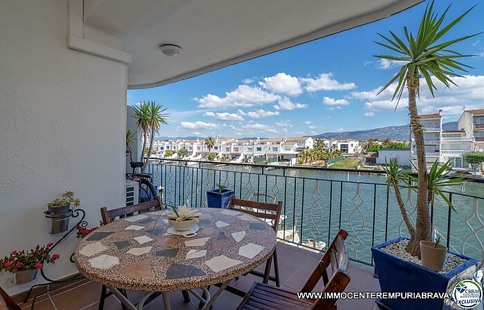Precioso apartamento con maravillosas vistas al Port Empordà