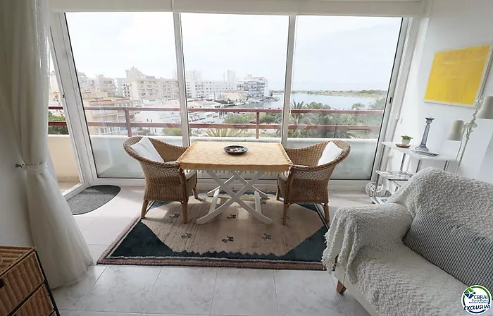 A vendre appartement à Isla de Roses, Santa Margarita, avec une vue très large