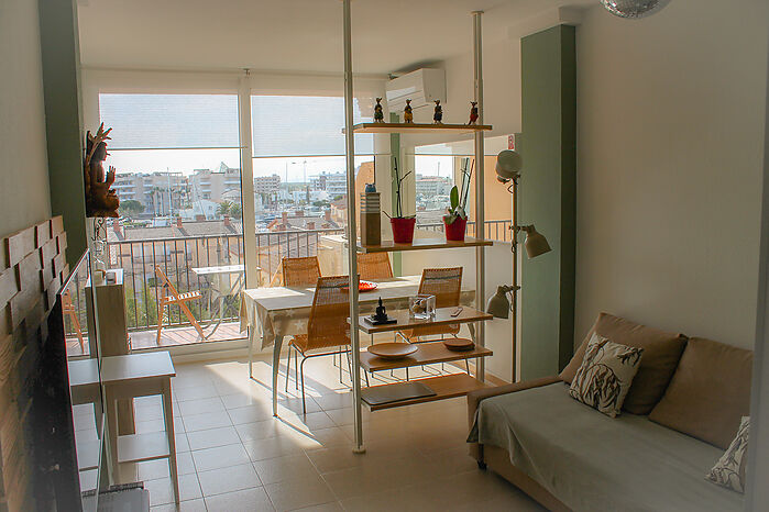 Magnifique appartement entièrement rénové à Rosas Santa Margarita