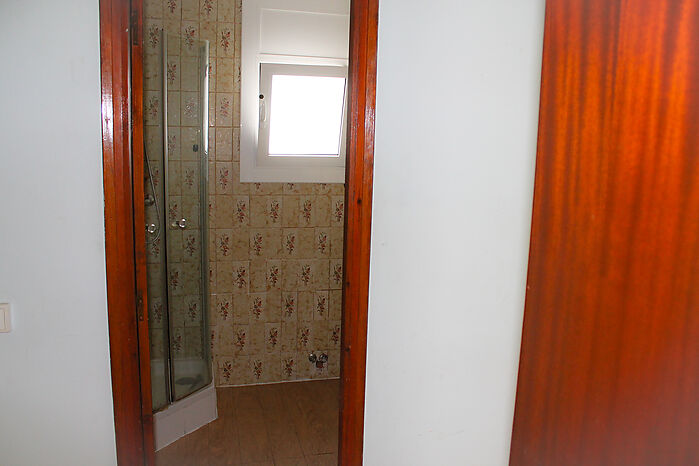 Villa de una sola planta en la zona residencial de Santa Margarita de Rosas